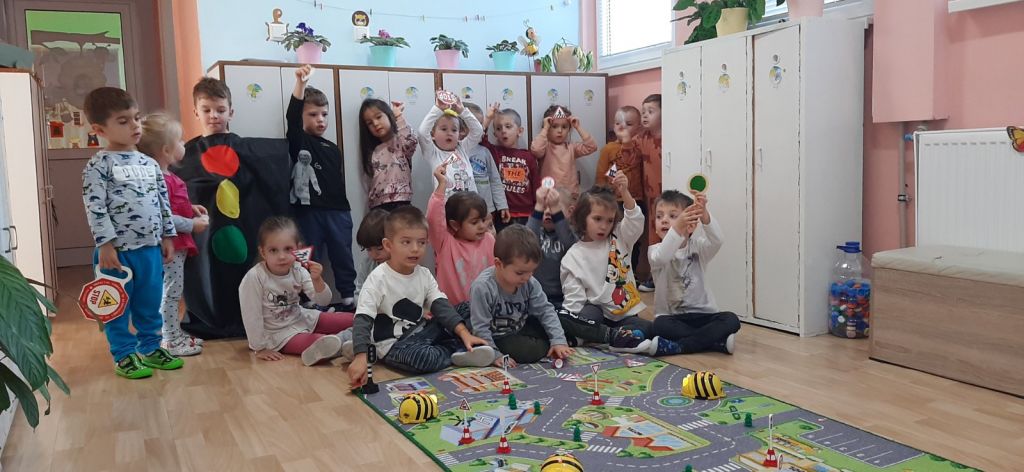 Дейности отбелязващи Европейската седмица на програмирането - ДГ 18 Пчелица - Казанлък
