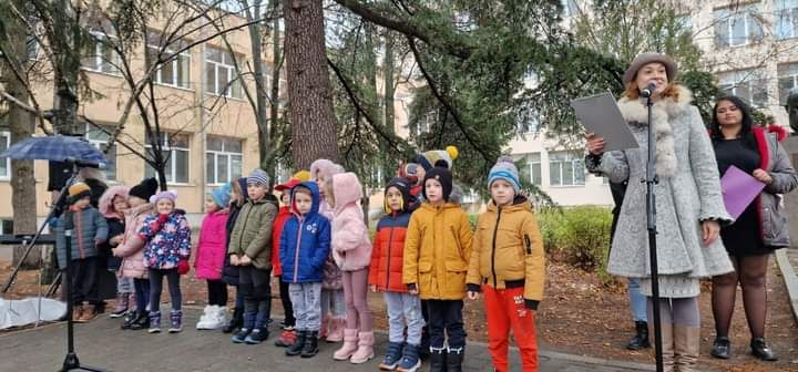 Да дадем началото на Петко-Стайновите празници - ДГ 18 Пчелица - Казанлък