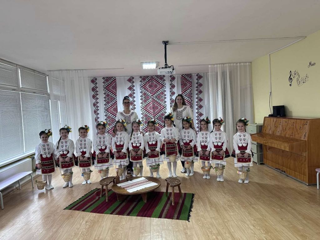 Лазарки  - 2026г - ДГ 18 Пчелица - Казанлък
